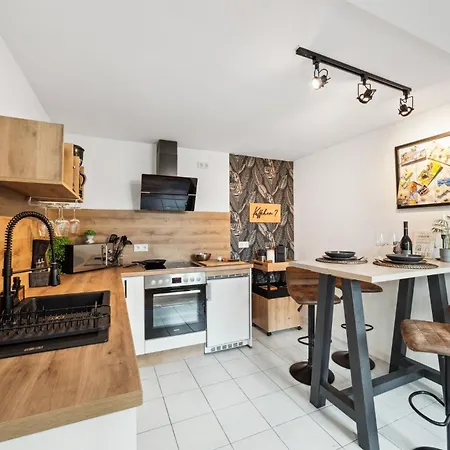 Am Albertsplatz Im Zentrum Apartman